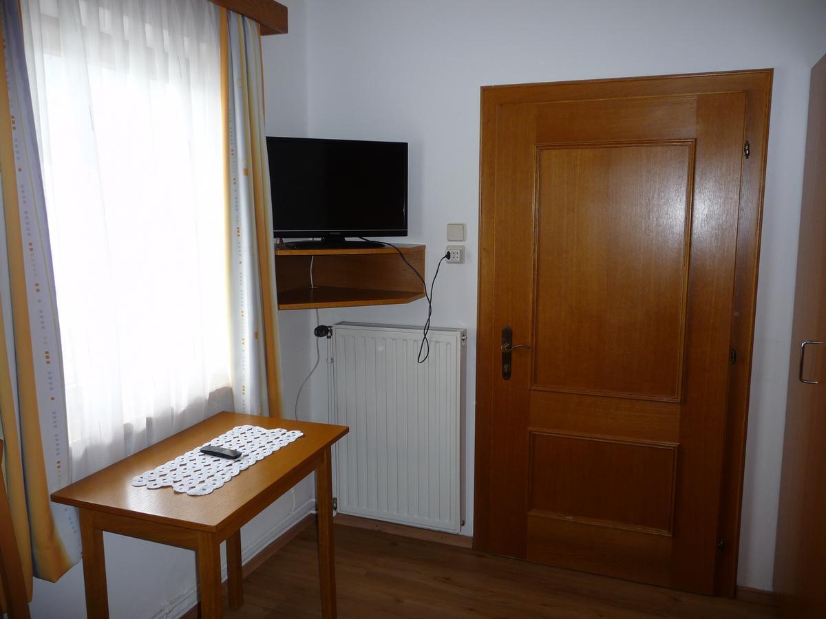Gasthof Waldhof Dellach im Drautal Exterior foto